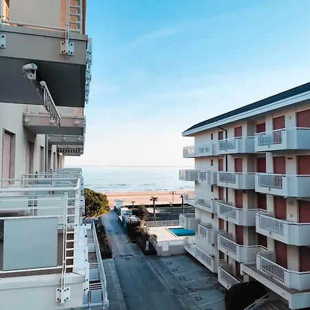 Diplomatic Fronte Mare Lido di Jesolo